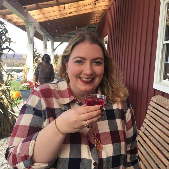 Meet your Posher, Christen - Picture 1 of 1